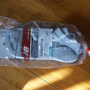 NWT New Balance Lifestyle 3 pairs men's size M (7.5-9) no show socks